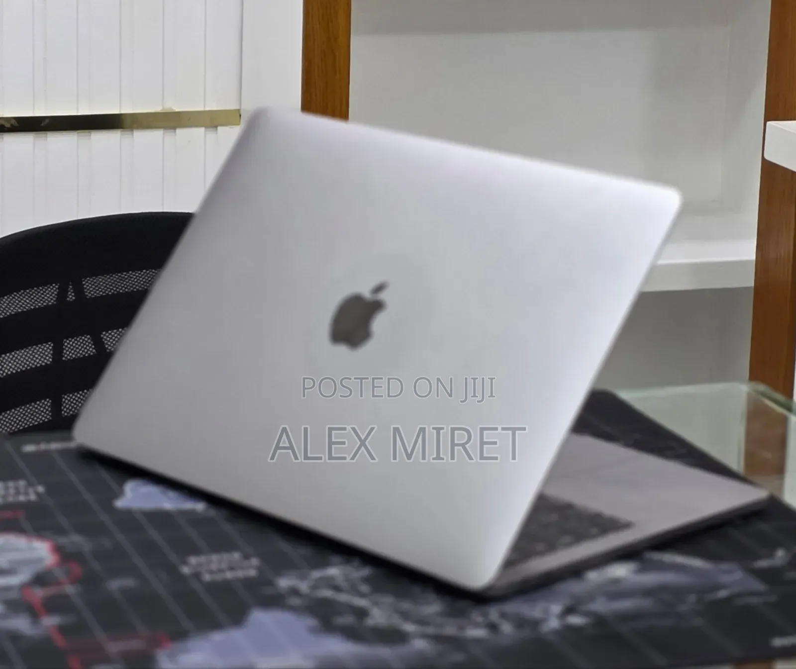 New Laptop Apple MacBook Pro 2017 16GB Intel Core i5 SSD 512GB
