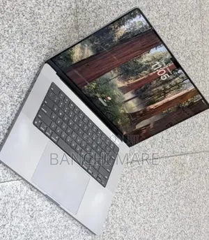 New Laptop Apple MacBook Pro 2021 M1 16GB Apple M1 Pro SSD 512GB