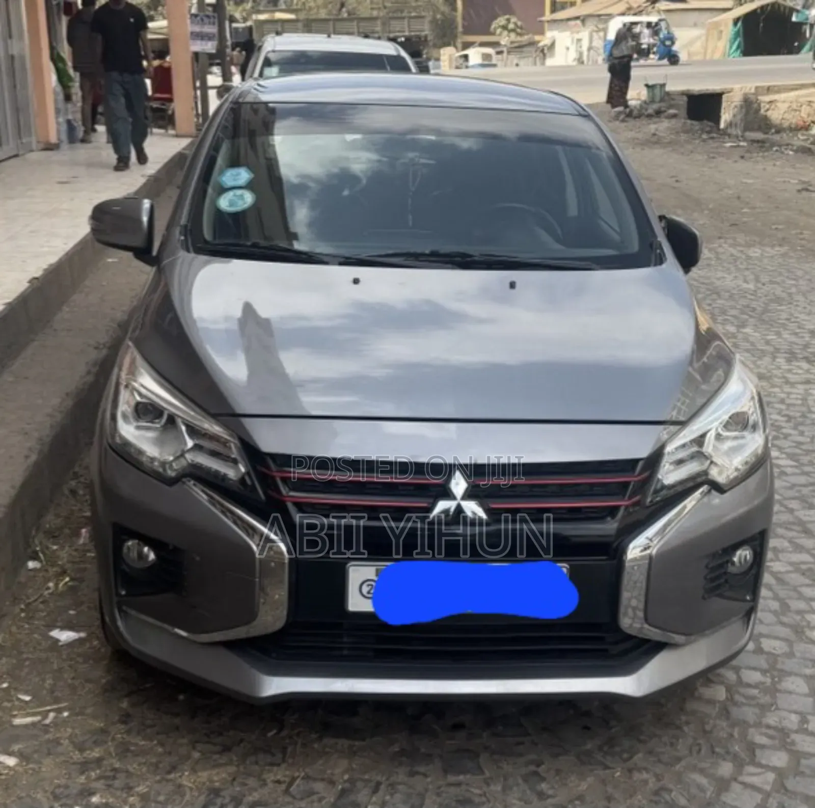 Mitsubishi Attrage 2022 Gray
