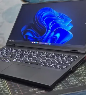 New Lenovo Legion Y7000P IRX9 Gaming Laptop 16GB Intel Core i9 SSD 1T
