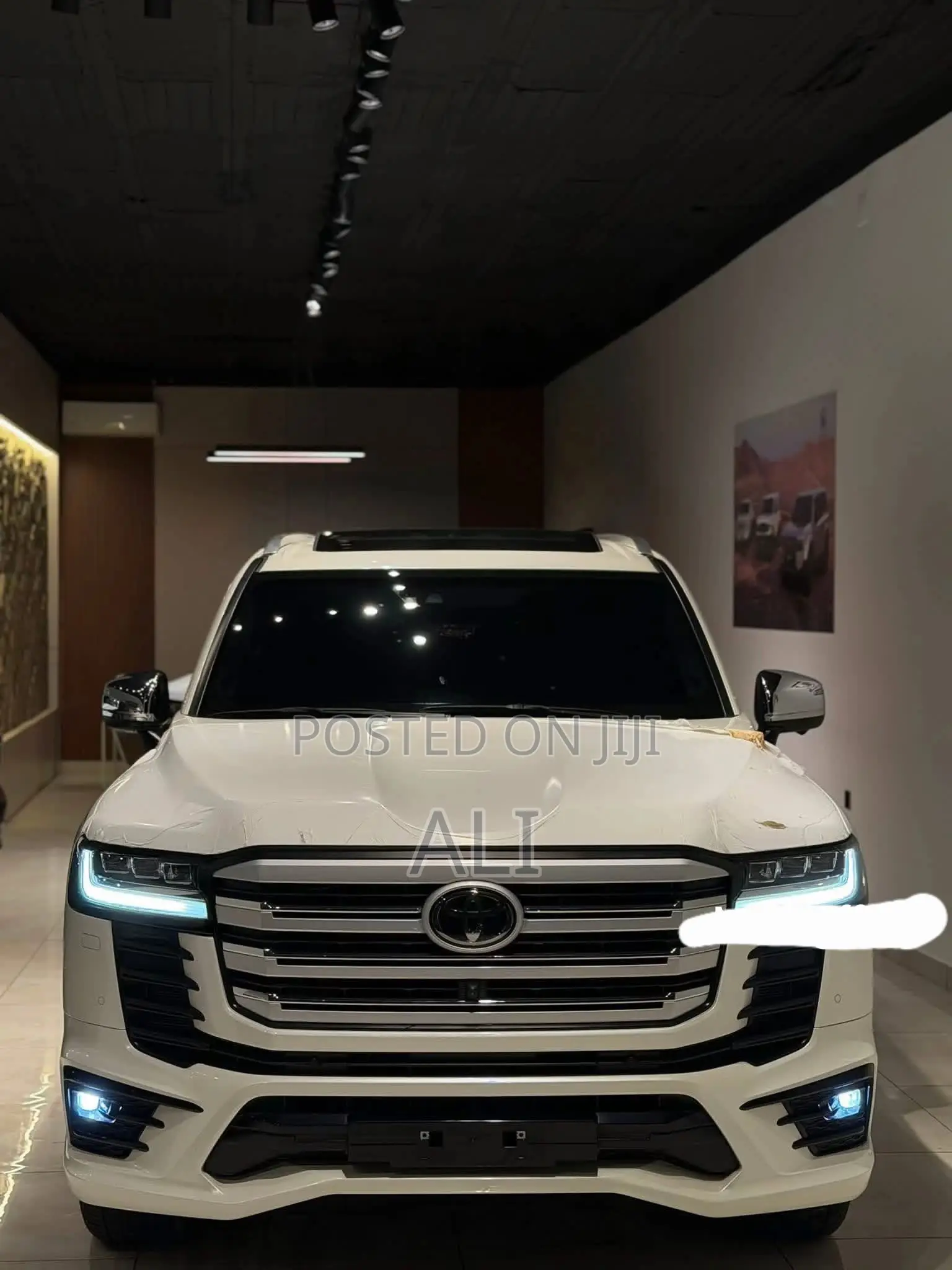 New Toyota Land Cruiser 2025 Off white
