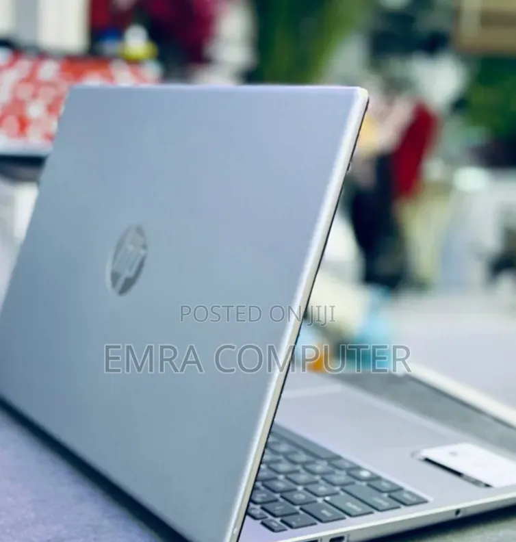 New Laptop HP 16GB Intel Core i3 SSD 256GB