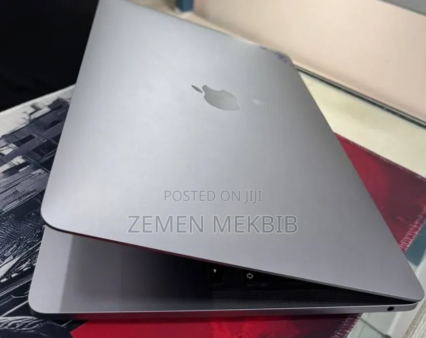 New Laptop Apple MacBook Pro 2021 M1 16GB Apple M1 SSD 512GB