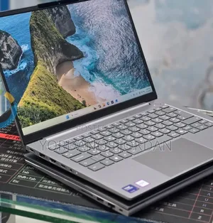 New Laptop Lenovo Thinkbook 14 16GB Intel Core Ultra 7 SSD 512GB