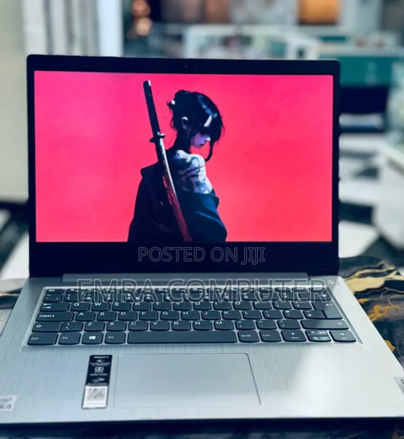 New Laptop Lenovo Ideapad 3 8GB Intel Core i3 SSD 1T