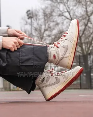 Nike Air Jordan 1 High Og "Rare Air" Cinnabar