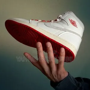 Nike Air Jordan 1 High Og "Rare Air" Cinnabar