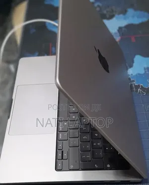 New Laptop Apple MacBook Pro 2021 M1 16GB Apple M1 Pro SSD 512GB