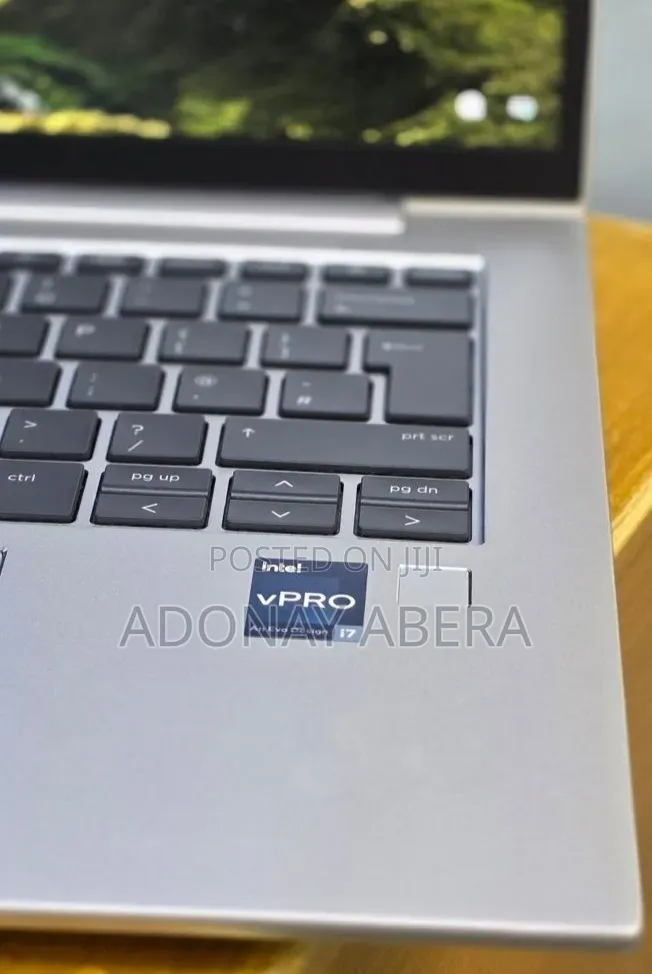 New Laptop HP EliteBook 840 G9 16GB Intel Core i7 SSD 512GB