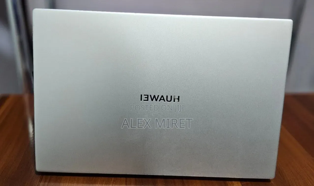 New Laptop Huawei Matebook D 15 16GB Intel Core i5 SSD 512GB