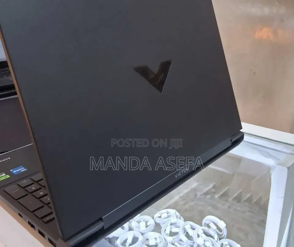 New Laptop HP Victus 15 16GB Intel Core i5 SSD 512GB