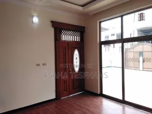 4bdrm Apartment in Villa, Bole for rent
