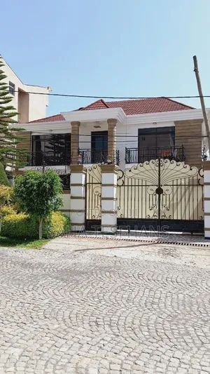 3bdrm Villa in Villa, Bole for rent