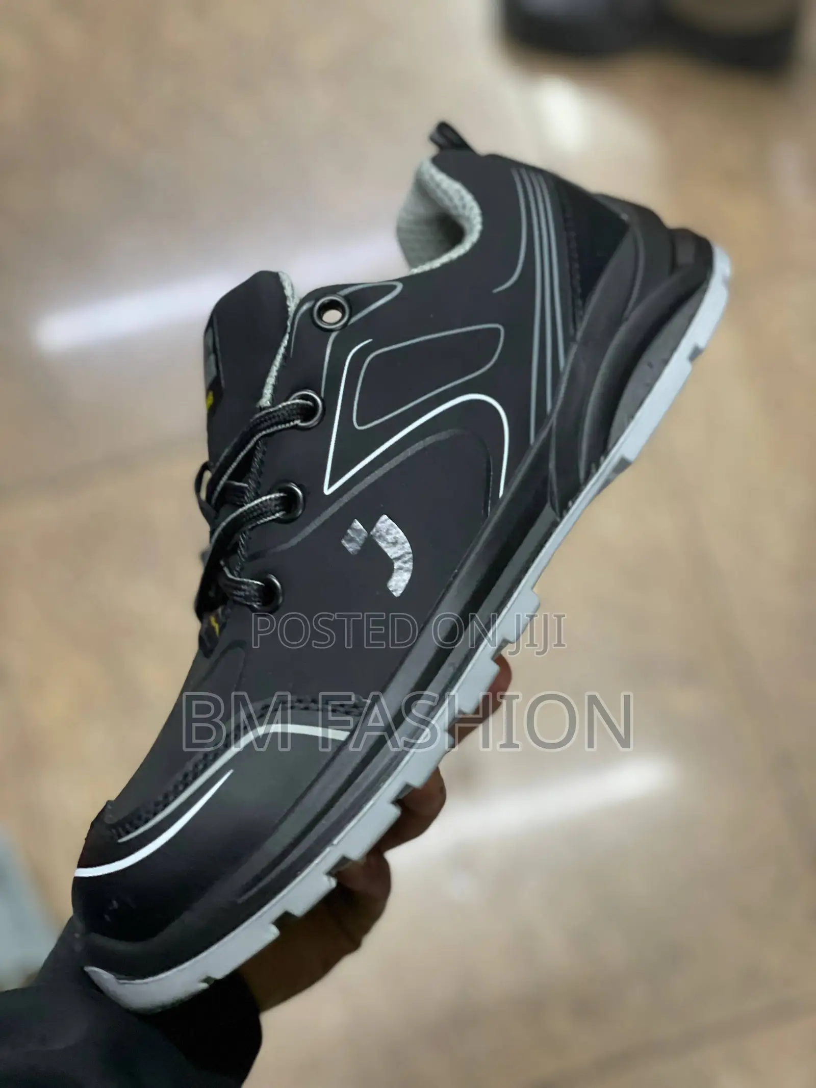 Safety Jogger Low Sneakers Slip Resistance Stylish Safetywear