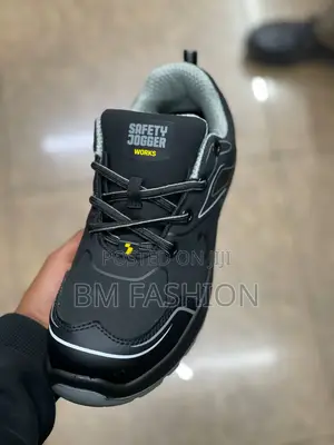 Safety Jogger Low Sneakers Slip Resistance Stylish Safetywear