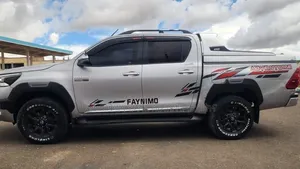 Toyota Hilux 2021 Off white