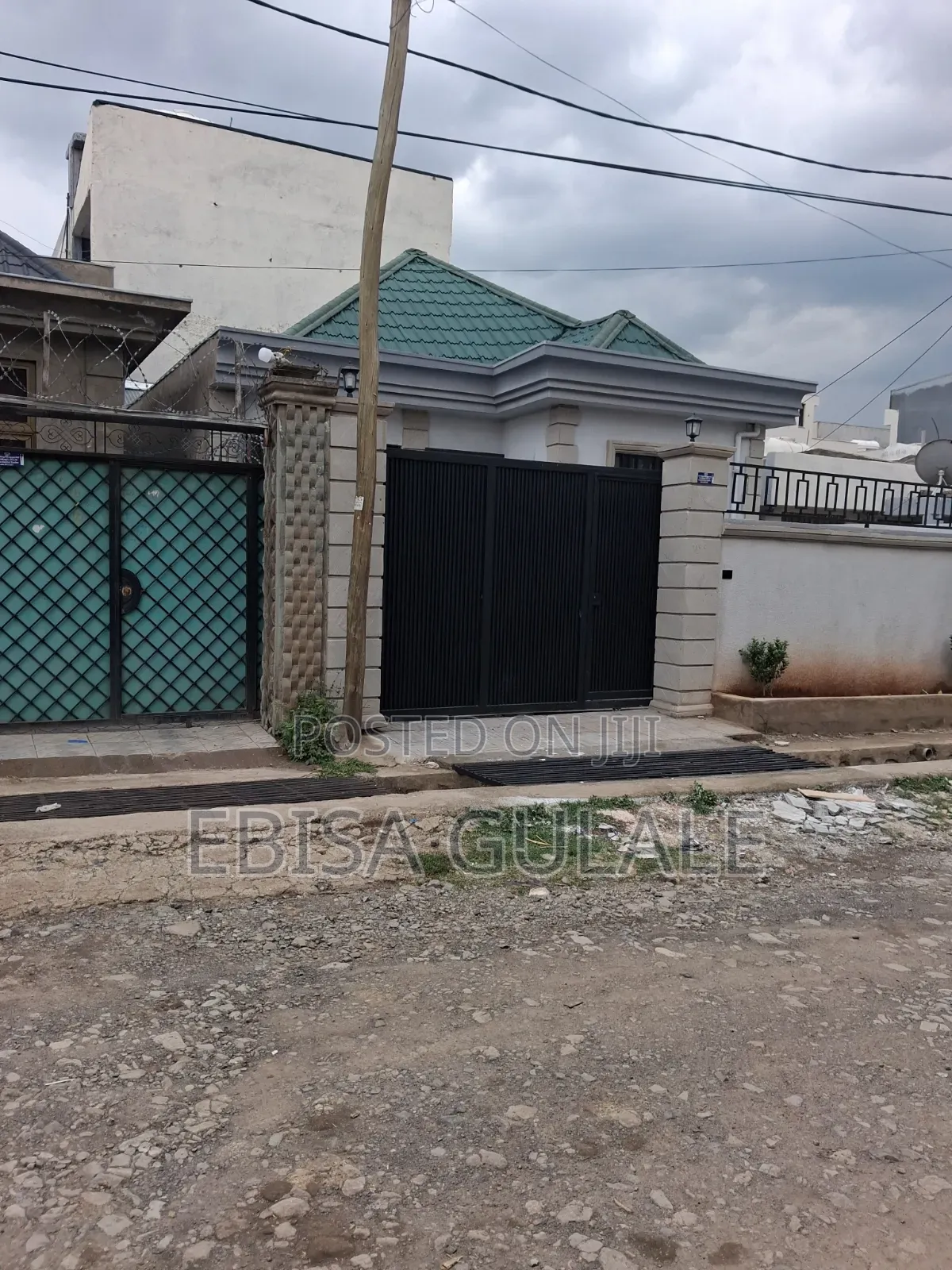 Furnished 4bdrm Farm House in Oromia-Finfinne for sale