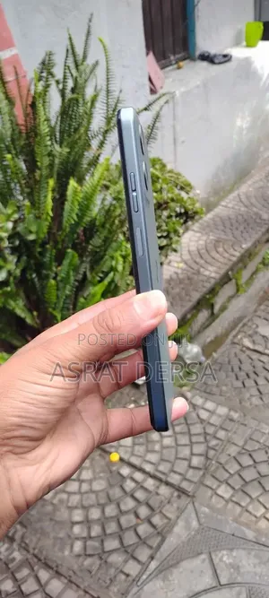 New Motorola Moto G 5G 128 GB Gray