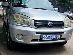 Toyota RAV4 2005 Silver
