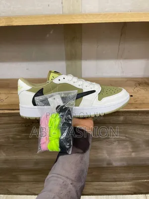 Nike Air Jordan 1 Low Golf X Travis Scott