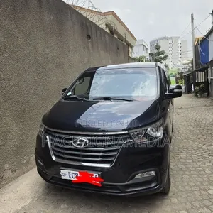 Hyundai Starex 2020 Black