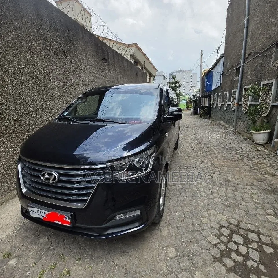 Hyundai Starex 2020 Black