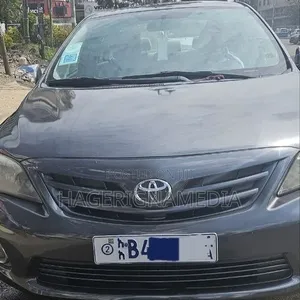 Toyota Corolla 2012 Gray