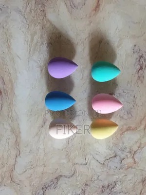 6 Mini Makeup Sponges