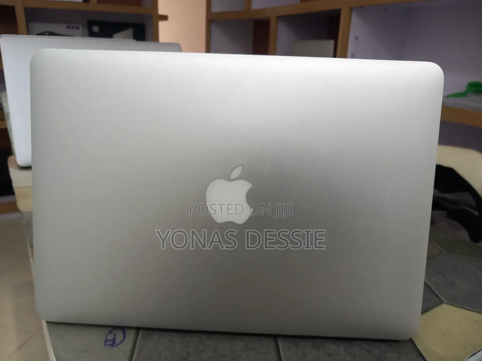 Laptop Apple MacBook Pro 2015 8GB Intel Core i5 SSD 128GB