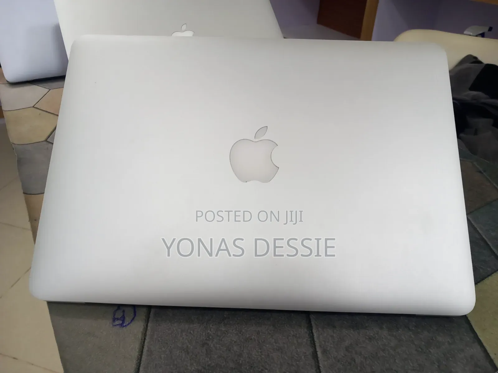 Laptop Apple MacBook Pro 2015 8GB Intel Core i5 SSD 128GB