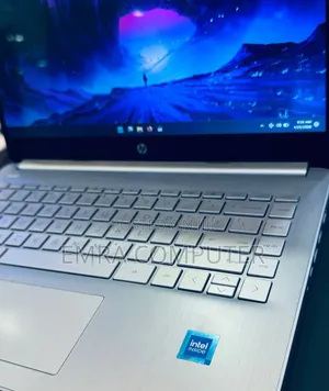 New Laptop HP 8GB Intel Core i5 SSD 256GB