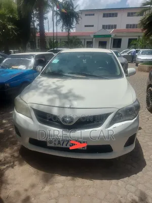 Toyota Corolla 2012 White