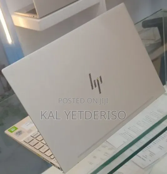 New Laptop HP Envy 14 8GB Intel Core i5 SSD 512GB