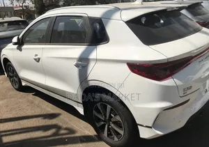 BYD E2 43 kWh 94 hp FWD 2024 White