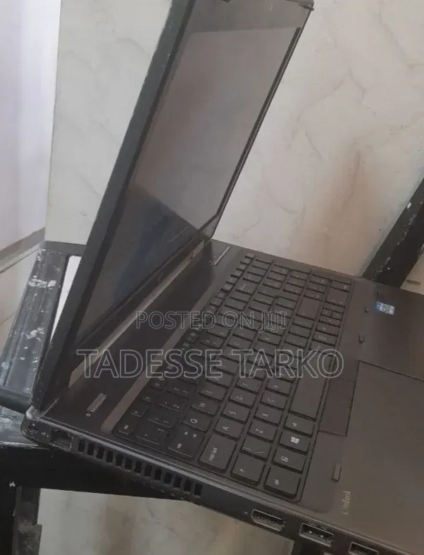 New Laptop HP EliteBook 745 8GB Intel Core i7 SSD 128GB