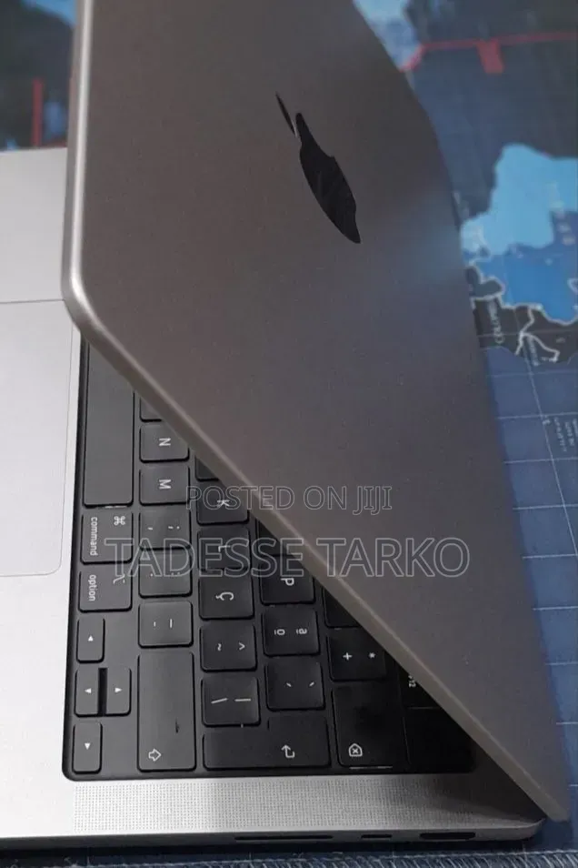 New Laptop Apple MacBook Pro 2021 M1 16GB Apple M1 Pro SSD 512GB