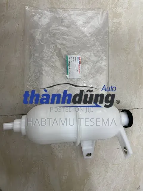 Casp Radiator Spare Tank for Toyota Hilux D4d (2006-2015) - Brand New