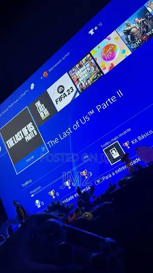 Pro Ps4 With 2 Controllers and Games 1 Tera