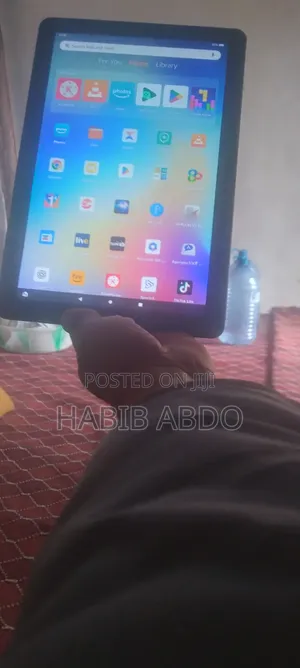 Amazon Fire HD 10 (2019) 32 GB Black