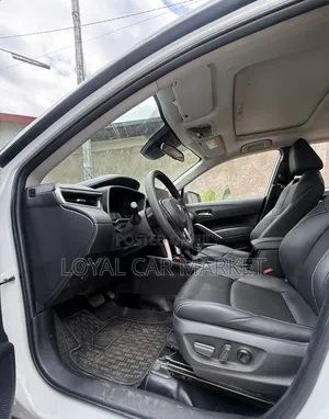 Toyota Frontlander 2023 White
