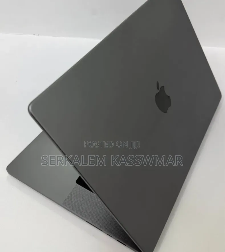 New Laptop Apple MacBook Pro 16GB Apple M1 Pro SSD 1T