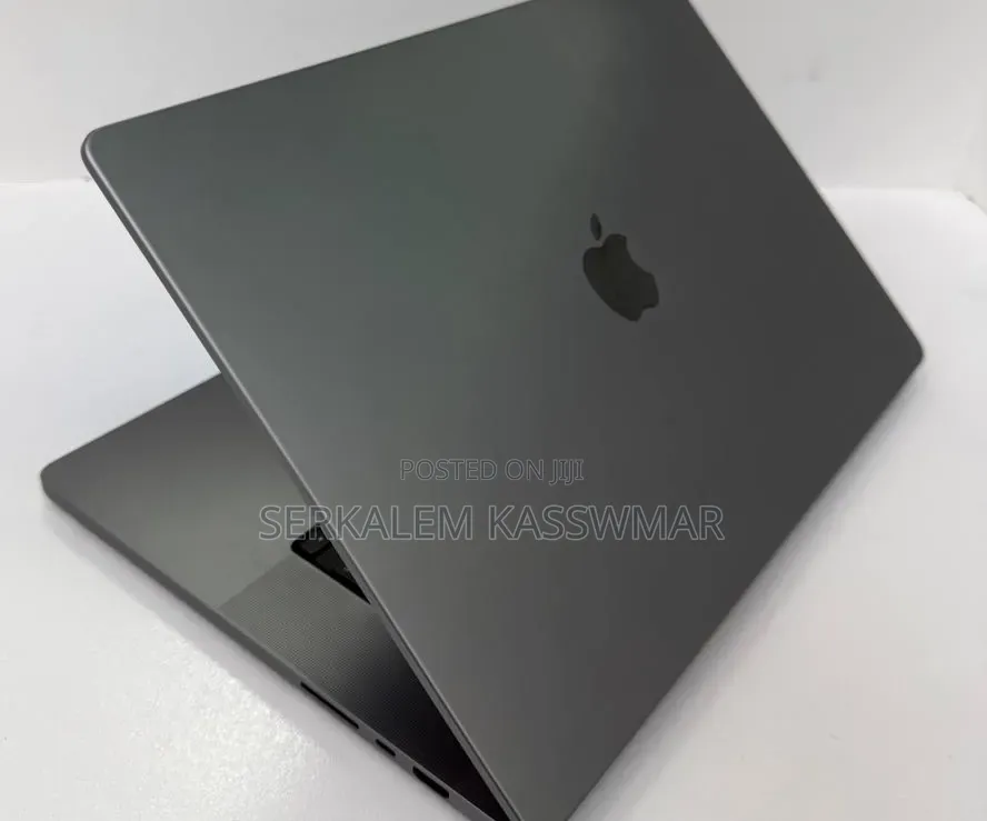 New Laptop Apple MacBook Pro 2021 M1 Max 32GB Apple M1 Max SSD 1T