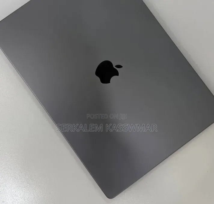 New Laptop Apple MacBook Pro 2021 M1 Max 32GB Apple M1 Max SSD 1T