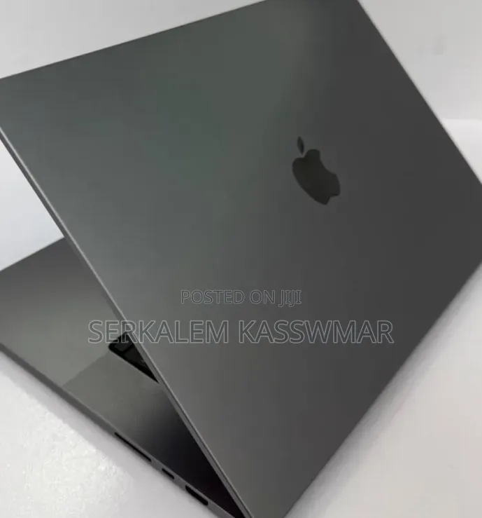 New Laptop Apple MacBook Pro 2021 M1 Max 32GB Apple M1 Max SSD 1T