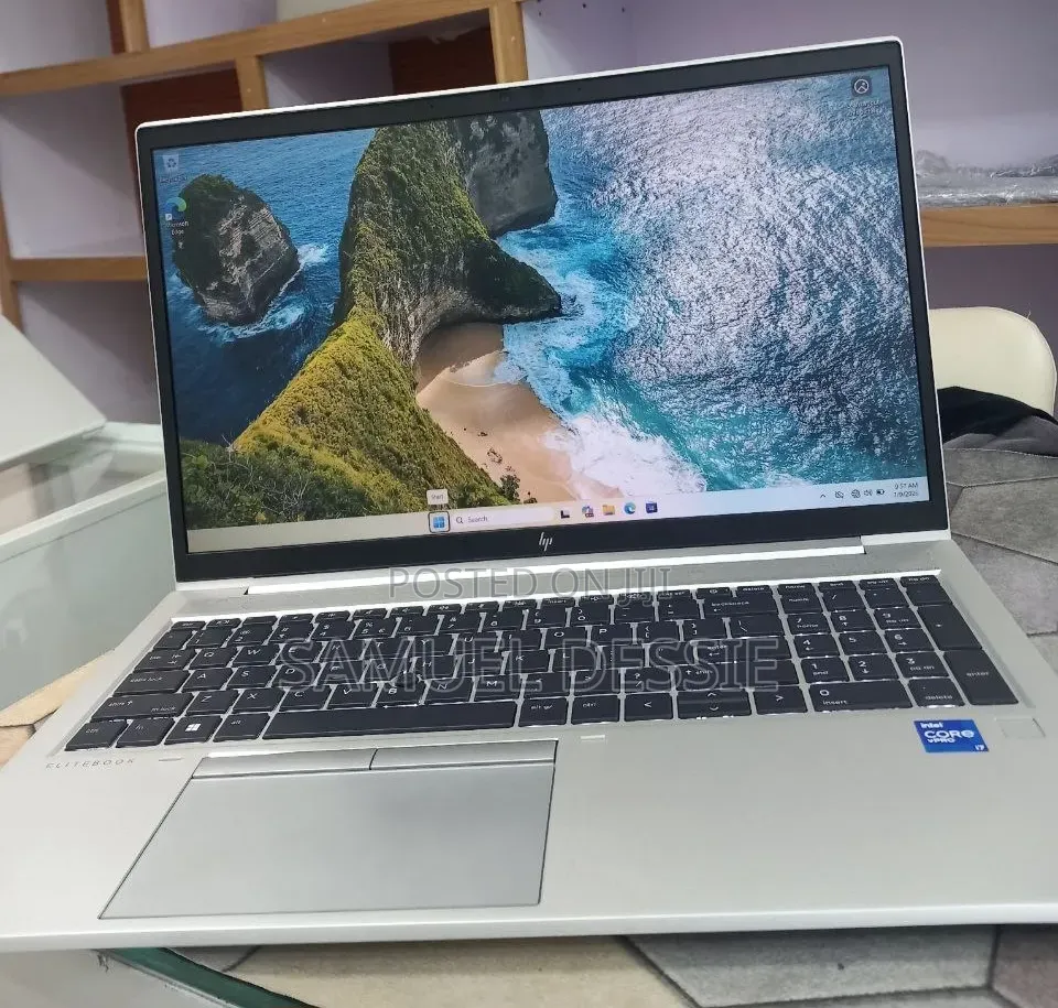 New Laptop HP EliteBook 850 G8 16GB Intel Core i5 SSD 512GB