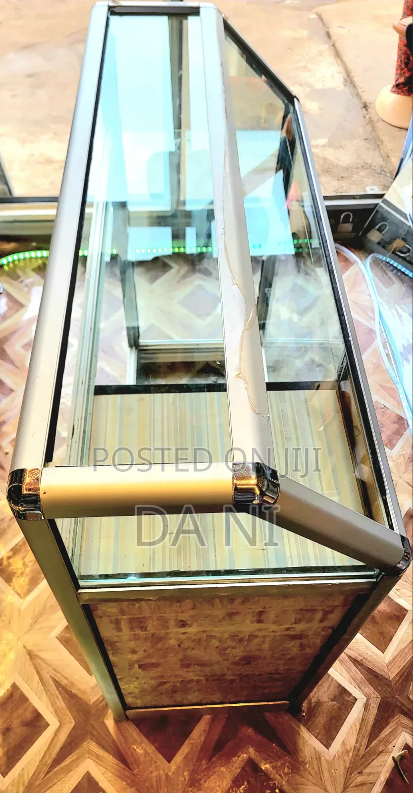 Display Cabinet