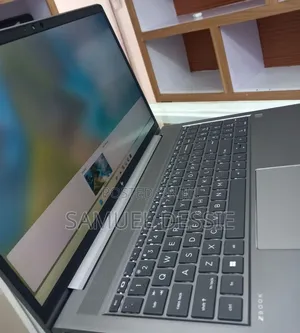 New Laptop HP ZBook 15 16GB Intel Core i7 SSD 1T
