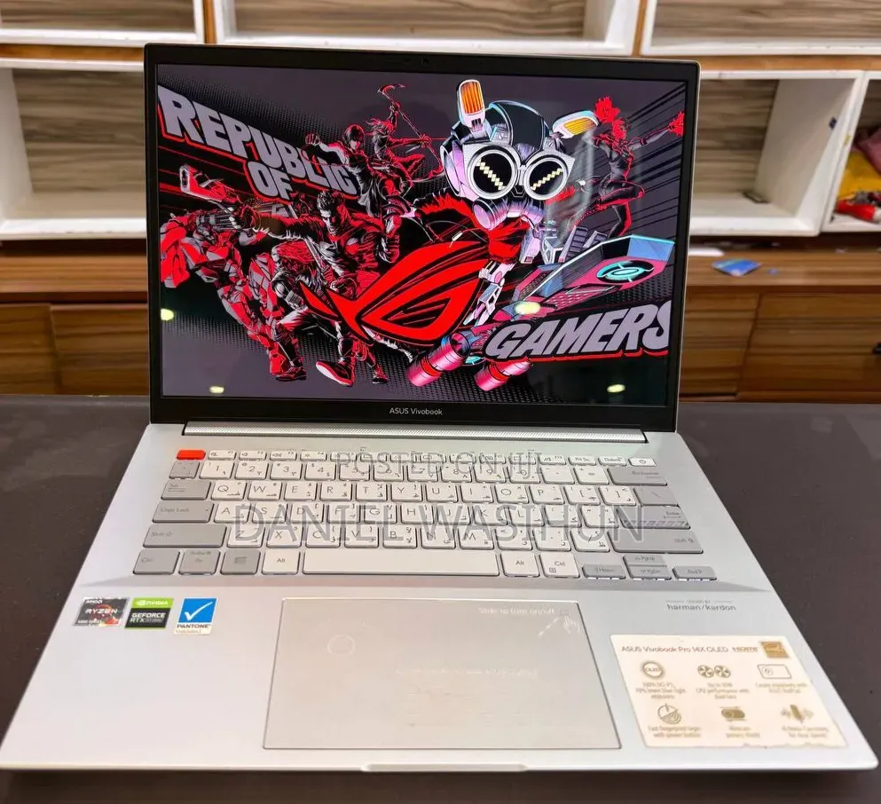New Laptop Asus Vivobook Pro 14 OLED 16GB AMD Ryzen 7 SSD 512GB