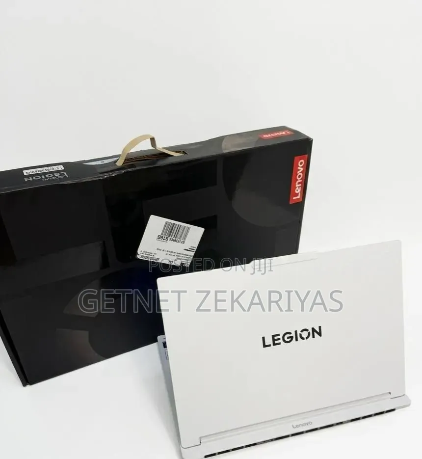New Laptop Lenovo Legion Pro 7 32GB Intel Core Ultra 9 SSD 1T