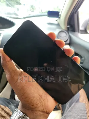 Apple iPhone 12 64 GB